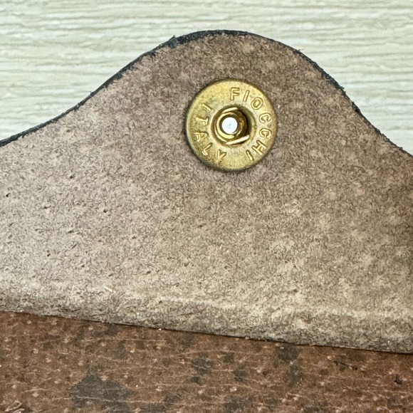 Vintage Gucci and Fendi Hardware - Picture 4 of 11